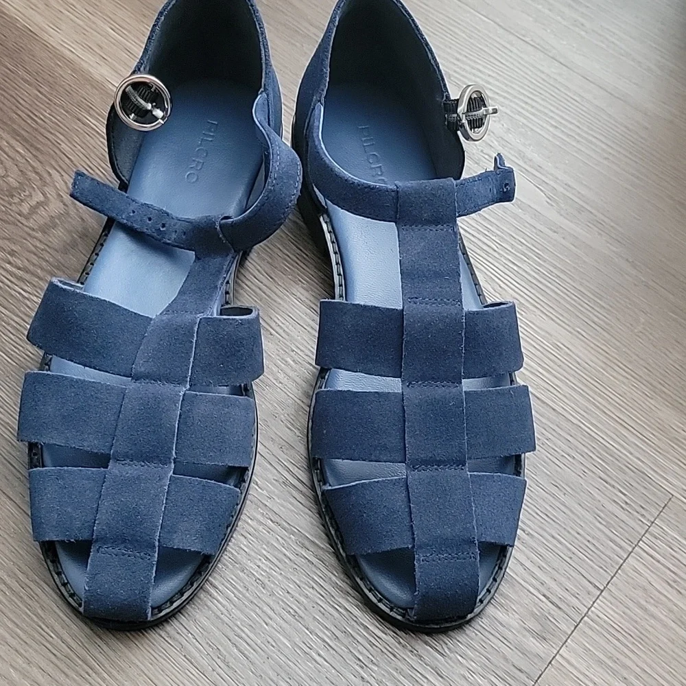 Fisherman Sandals by Pilcro - Picture 7 of 11